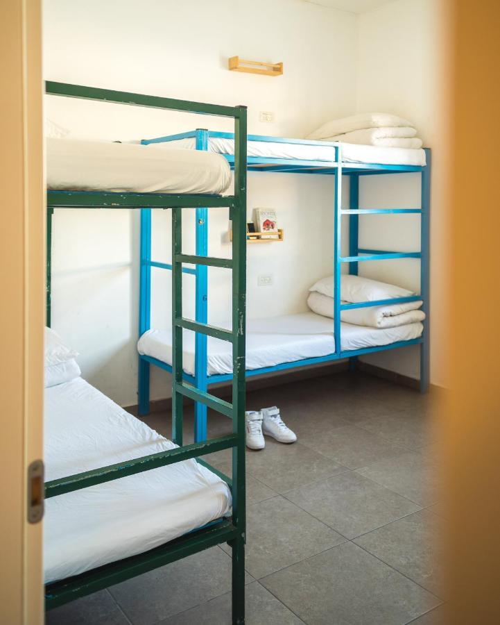 Florentine Backpackers Hostel - Ages 18-55 Tel Awiw Zewnętrze zdjęcie